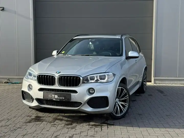 BMW X5 M-pakket/pano dak/camera