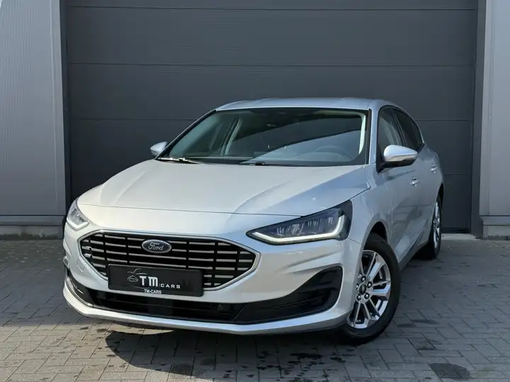 Ford Focus navigatie/camera/led