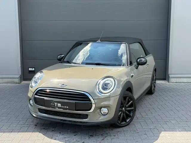 MINI Cooper Cabrio