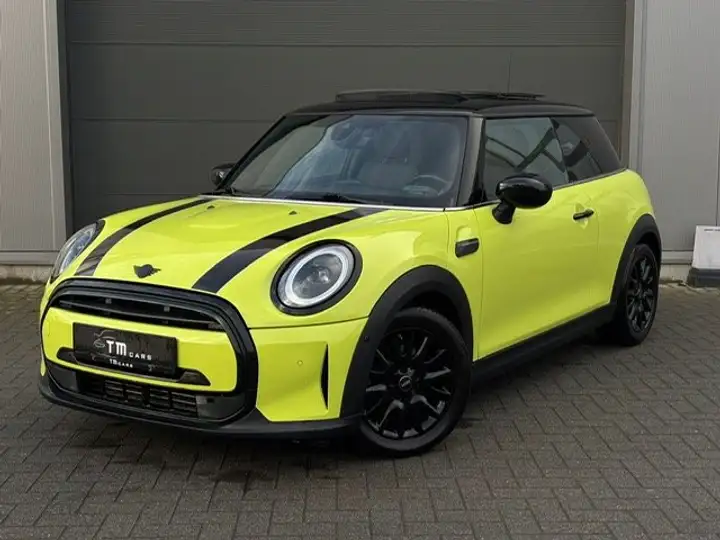 MINI Cooper Mini Cooper Aut. MINI Resolute Edition