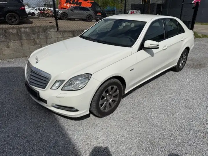 Mercedes-Benz E 220 E 220 CDI BE