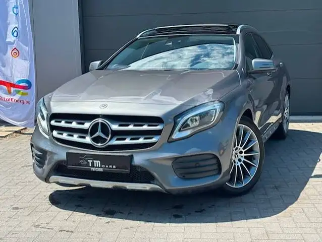 Mercedes-Benz GLA 180